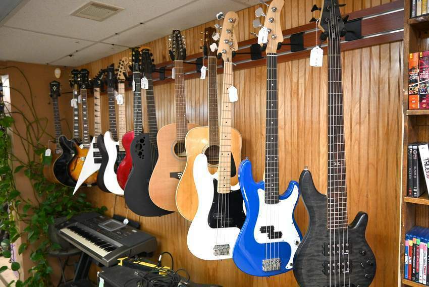 West Plains Pawn and Fine Jewelry Musical Instruments